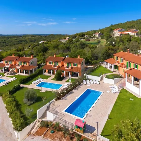 Διαμέρισμα Spacious With View, Ripenda Kras, Shared Pool C